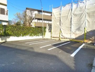 担当エリアのルームアドバイザーが直接対応の駐車場|駐車場があります