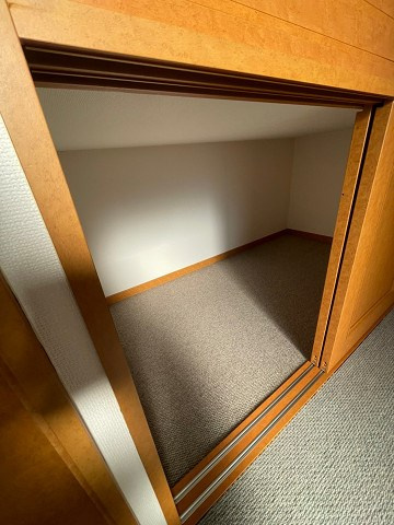 レオパレス高友の収納
