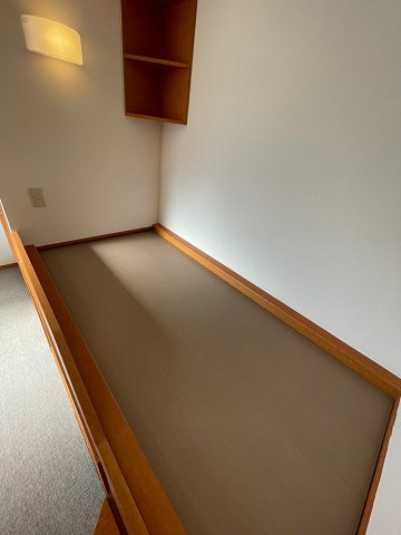 レオパレス高友の寝室