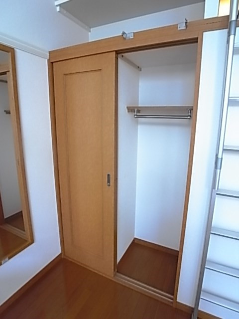 レオパレスTRYの収納