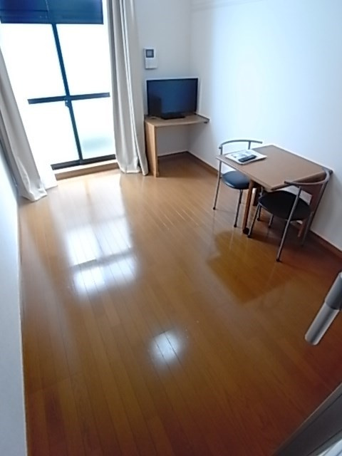 レオパレスTRYの居間・リビング