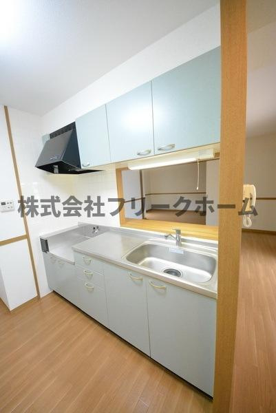 三鷹市新川６丁目の賃貸マンションのキッチン