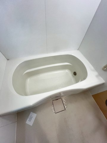 甲子園三番町ハイツの浴室