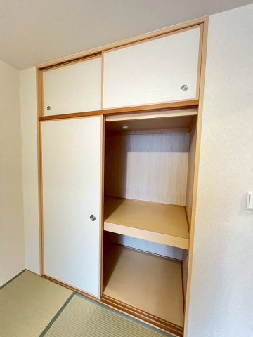 甲子園三番町ハイツの収納