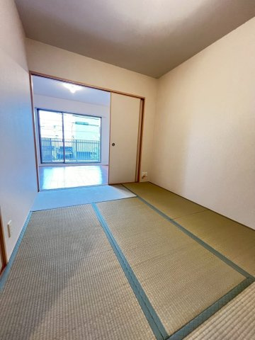 甲子園三番町ハイツの和室