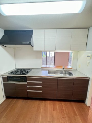 甲子園三番町ハイツのキッチン