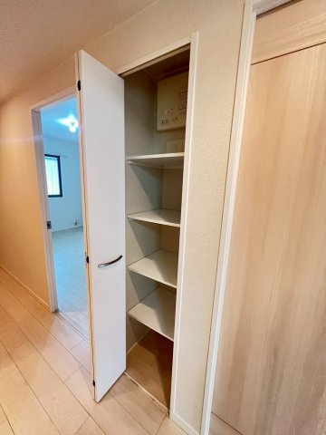 甲子園三番町ハイツの収納