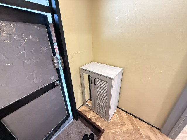 西喜荘の玄関