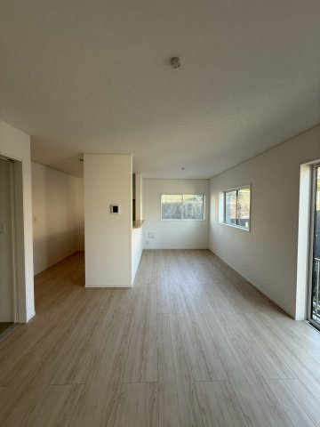 【現地画像あり】秦野市北矢名第15　全２棟　１号棟の内装|同じ工務店様の施工例です。