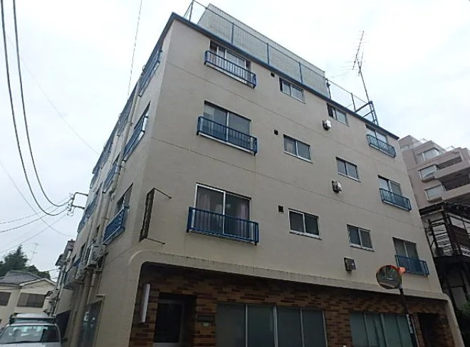 文化ビルの外観