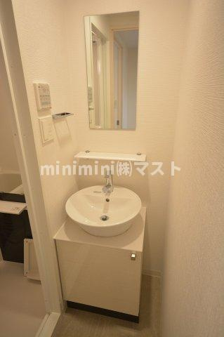 エスリードレジデンス大阪福島フロントの洗面所