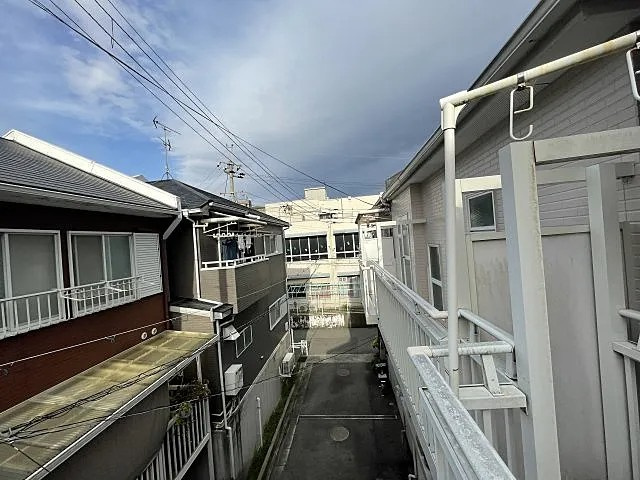小松北町タウンハウスのバルコニー