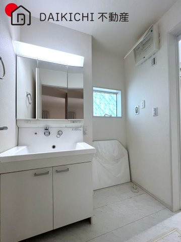 【独立洗面台】 | 坂戸市鶴舞3丁目　中古戸建