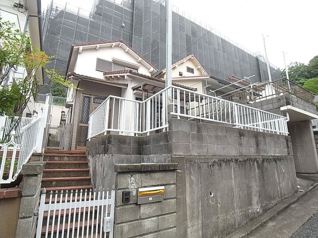 山田町小部南山貸家
