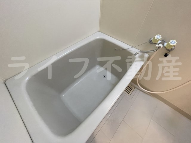 デルニエアンの浴室