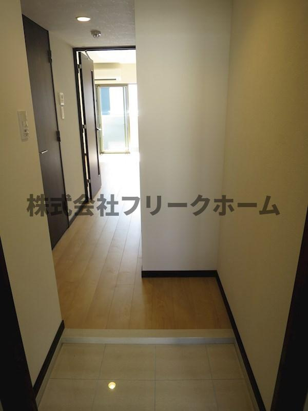 小金井市本町５丁目の賃貸マンションの玄関