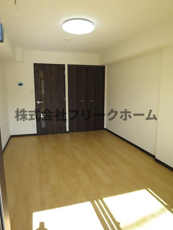 小金井市本町５丁目の賃貸マンションの居間・リビング