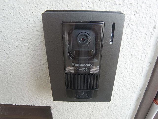 湊川センタービルB棟のセキュリティ|録画機能付きのモニターフォンで顔が分かり安心