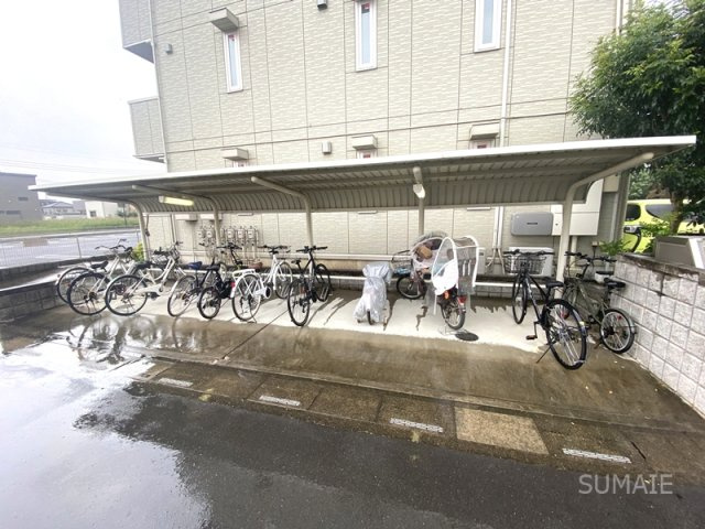 フィレンツェのその他共用部分|屋根付き駐輪場