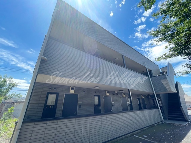 アンプルール フェール 横浜子安台