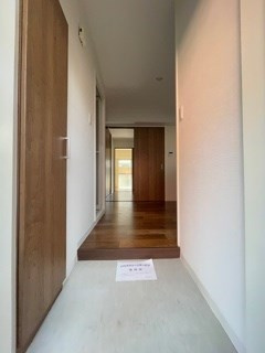 メゾン御影ＷＥＳＴの玄関