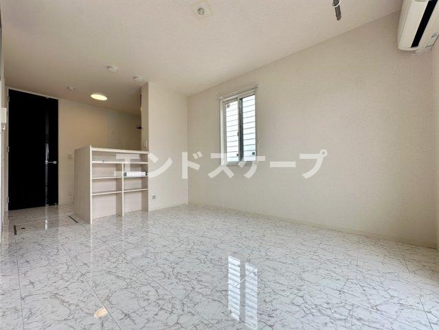ラ・ステラ宮前町　Ⅱの居間・リビング|高崎、前橋のお部屋探しはエンドスケープまで！お客様の理想お聞かせ下さい♪
