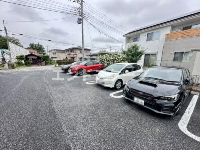 ラ・ステラ宮前町　Ⅱの駐車場|高崎、前橋のお部屋探しはエンドスケープまで！お客様の理想お聞かせ下さい♪