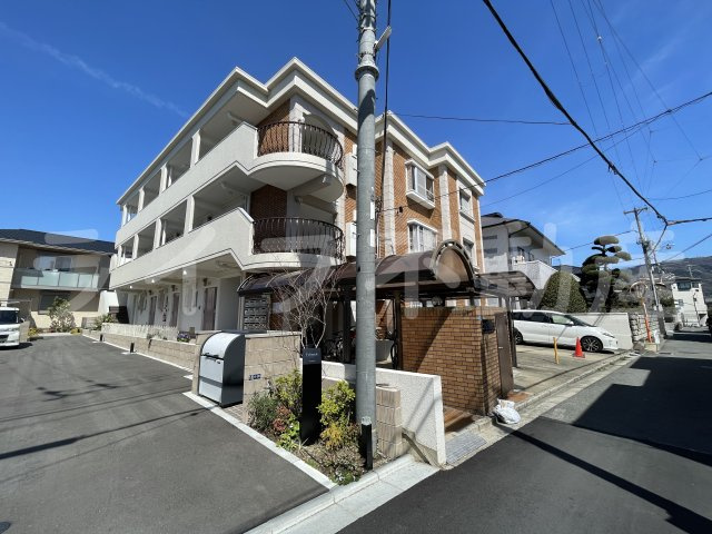 ヴィラ西村の外観