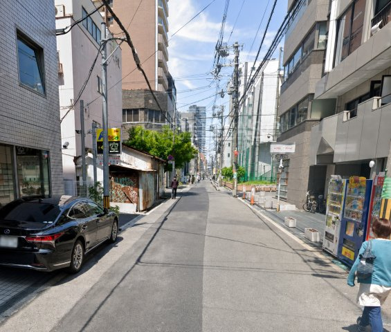 アクトセンバビルの周辺
