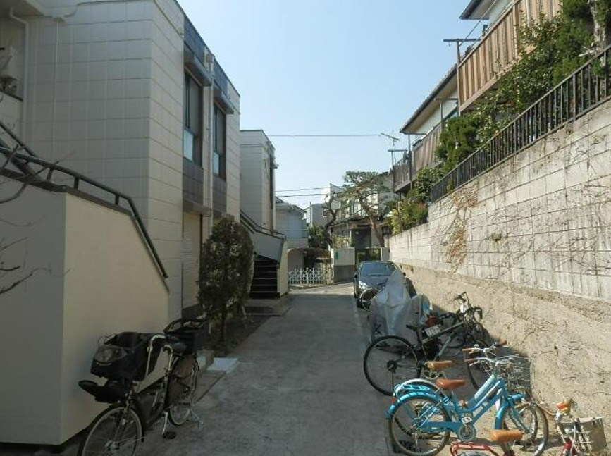 北コーポラスのエントランス