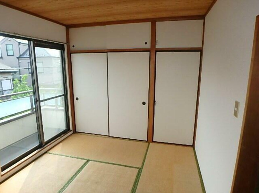 中野区若宮２丁目のアパートの寝室