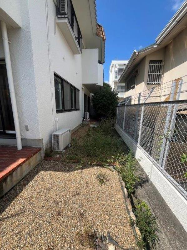 岩園ダイヤハイツの庭