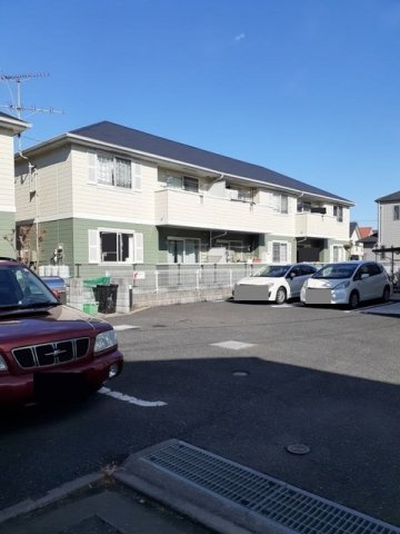 フレンドリーＣの駐車場