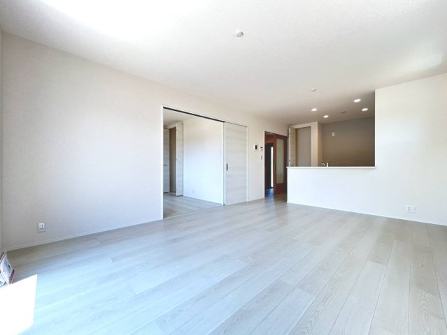 リーブルガーデン　一宮市北方町中屋敷第2　全1区画分譲の前面道路含む現地写真|「現地（2026年7月9日）撮影」　　
■前面道路　
■ヤマダ不動産　株式会社リライフ