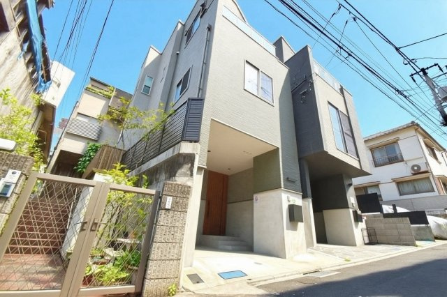 新宿区原町1丁目　中古戸建の外観|現地写真