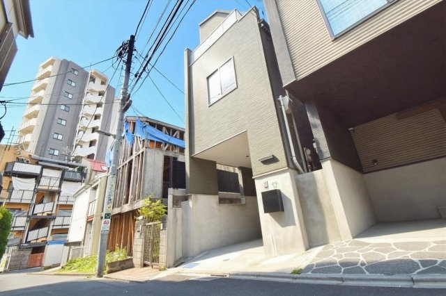 新宿区原町1丁目　中古戸建の外観|現地写真