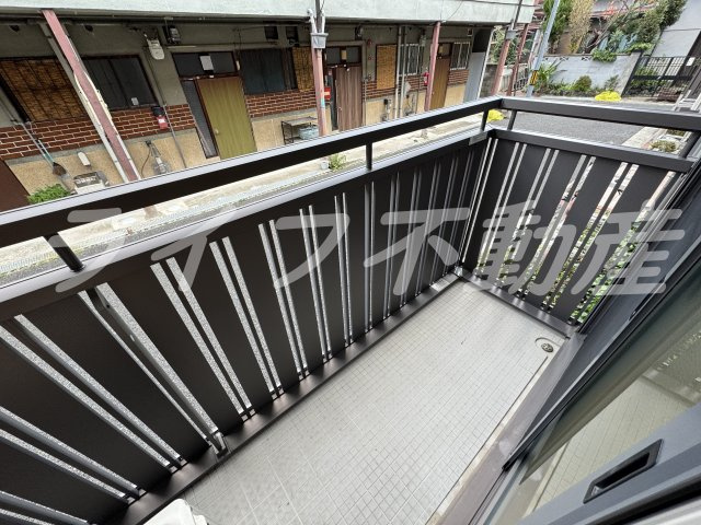 ドミール本町のバルコニー|広々としたバルコニーです