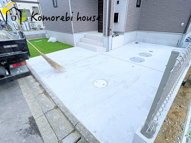 上尾市南　545番　新築一戸建て　ハートフルタウン　Aの駐車場|26.5.7　撮影済み