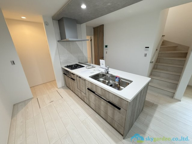 秦野市三屋第1　新築戸建　全2棟2号棟のキッチン