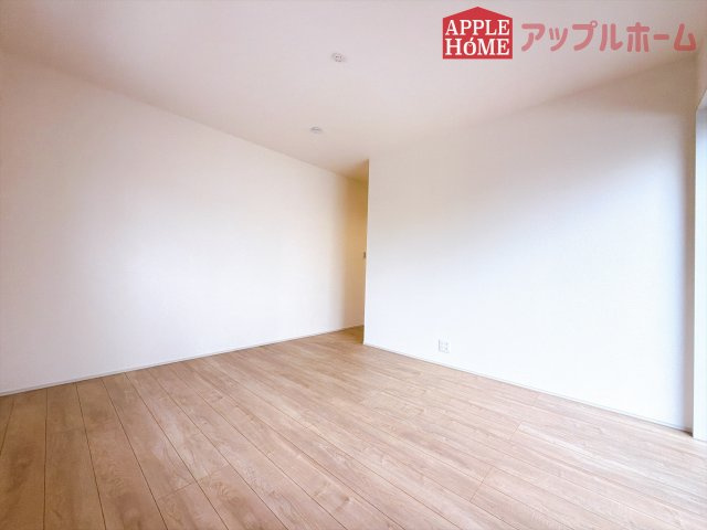 [新築住宅] 熊谷市肥塚 第3 全3棟の洋室|居室は全室収納あり！たっぷりある収納活用でお部屋もキレイを保てます♪