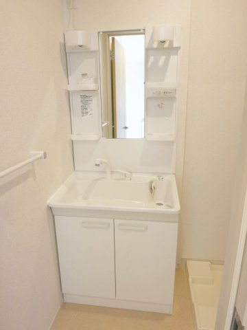 アルテーアＢ　　刈谷市近郊の賃貸はクラスホーム刈谷店の洗面所|脱衣スペースもあります