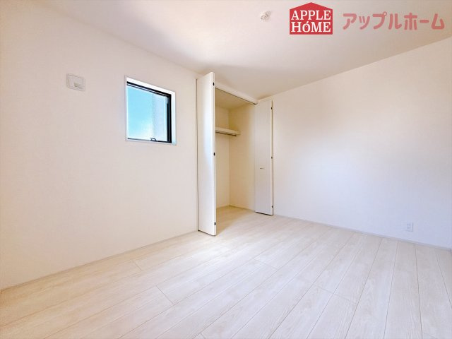 [新築住宅] 熊谷市肥塚 第3 全3棟の洋室|居室は全室収納あり！たっぷりある収納活用でお部屋もキレイを保てます♪