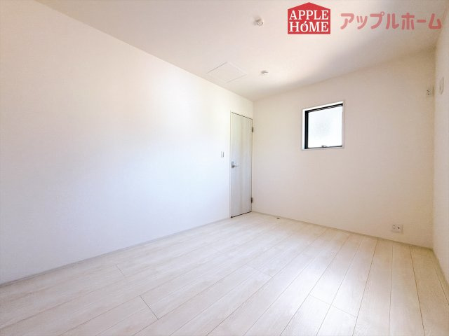 [新築住宅] 熊谷市肥塚 第3 全3棟の洋室|居室は全室収納あり！たっぷりある収納活用でお部屋もキレイを保てます♪