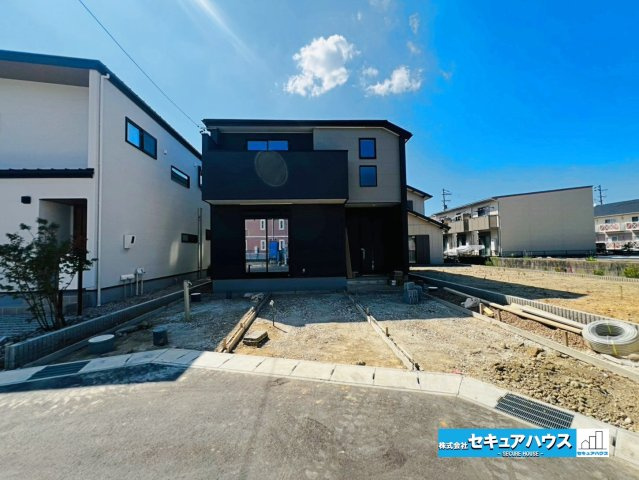 【本日ご案内可能】刈谷市井ケ谷町井田　全4棟の外観|【2号棟外観】
■株式会社　セキュアハウス■
住宅ローンに強く、知識、経験豊富なスタッフ在籍
お客様に寄り添い、ご成約後もサポート致します。　　　　　　　　　　　　　　　　　　　　　　　　　　　　　　