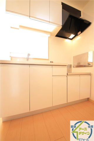 イーストブルーのキッチン|※類似部屋