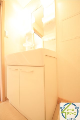 イーストブルーの独立洗面台|※類似部屋