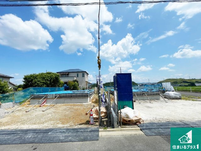 ★木津川市州見台　新築一戸建ての外観|現在建築中！落ち着いた街並みで新生活を始めることが出来そう！周辺の物件も併せてご紹介させて頂きます！