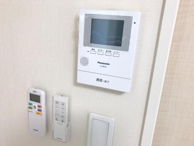 エルミタージュⅡの内装|カメラ付インターホン