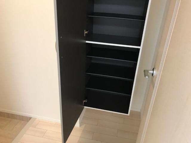 エルミタージュⅡの収納|下駄箱