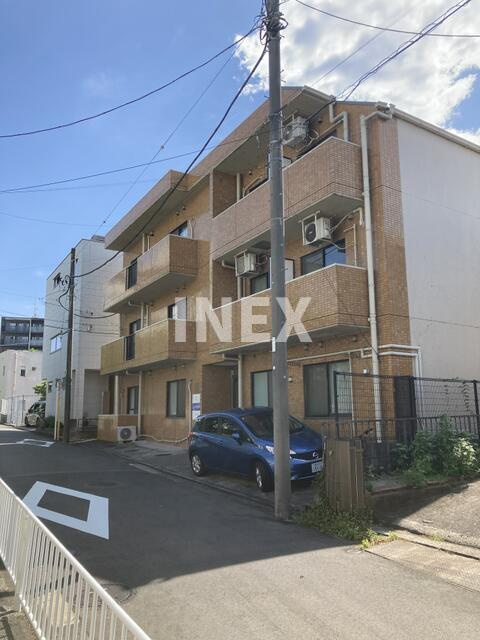 横浜市西区伊勢町２丁目の賃貸マンションの外観